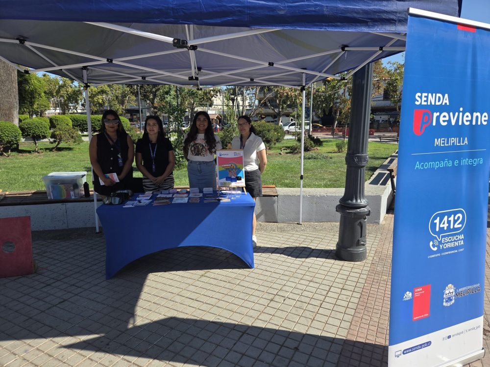 Senda previene realiza entrega de información a vecinos